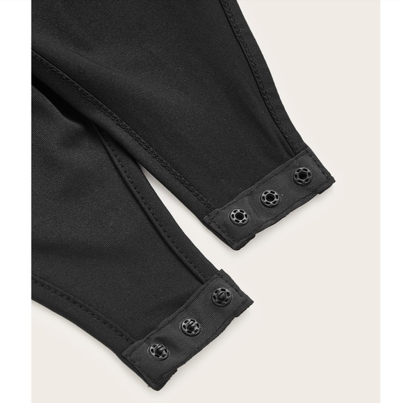 Lace Detail V-Neck Black Bodysuit - Picture 8 of 12